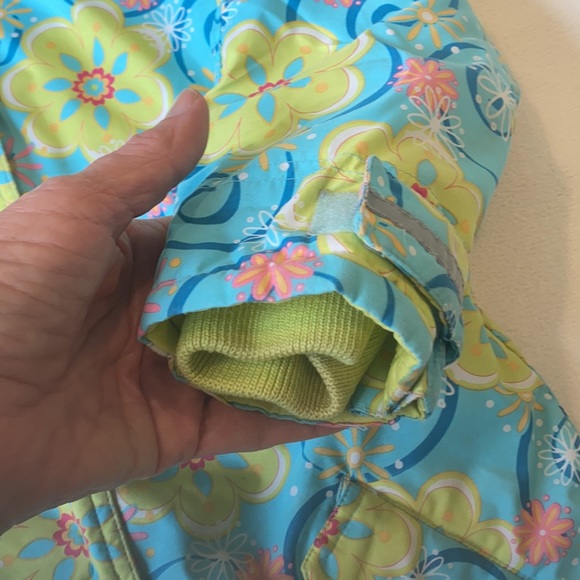 Hanna Andersson Floral Hooded quilted parka 120 - Picture 4 of 11